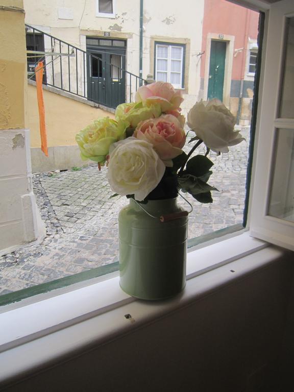 דירות ליסבון Alfama Shabby Chic Flat מראה חיצוני תמונה